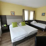 Jade Hotel-ezuesthid فندق Veszprém