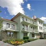 فندق Jade Hotel-ezuesthid 4*