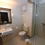فندق Jade Hotel-ezuesthid 4*