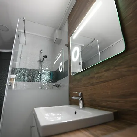 Jade Hotel-ezüsthíd 4*