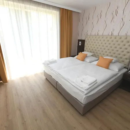 Szálloda Jade Hotel-ezüsthíd 4*