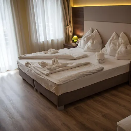 Otel Jade Hotel-ezuesthid Veszprém