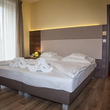 Otel Jade Hotel-ezuesthid Veszprém