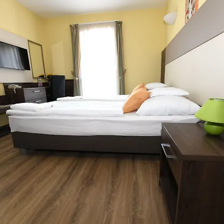 Otel Jade Hotel-ezuesthid Veszprém