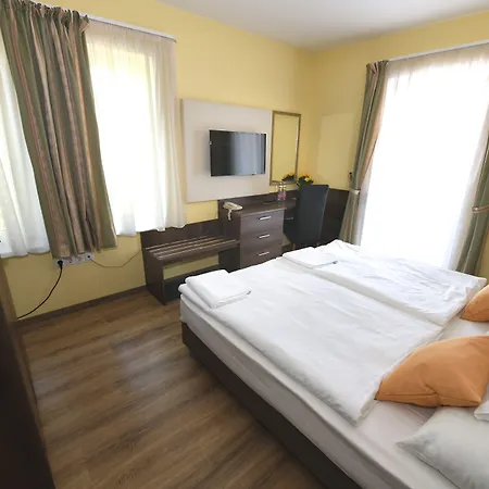 Jade Hotel-ezuesthid 4*