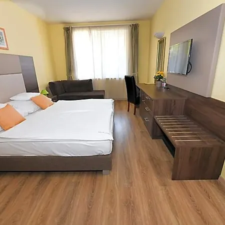Jade Hotel-ezuesthid 4*