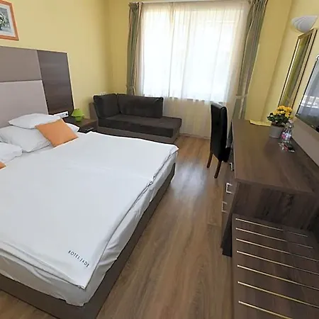 Jade Hotel-ezuesthid Hotel Veszprém