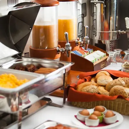 Szálloda Jade Hotel-ezüsthíd 4*