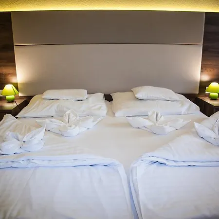 Jade Hotel-ezüsthíd 4*