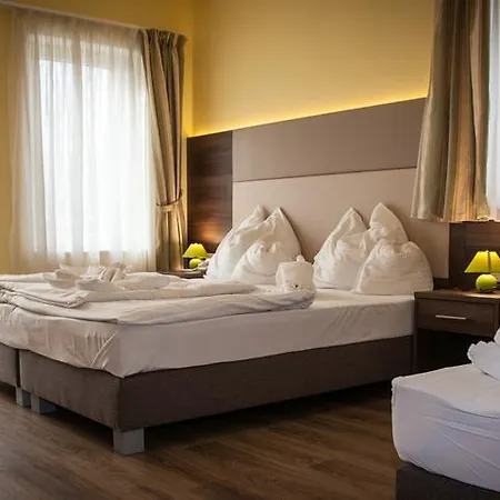 Jade Hotel-ezüsthíd Szálloda