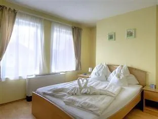 فندق Jade Hotel-ezuesthid 4*