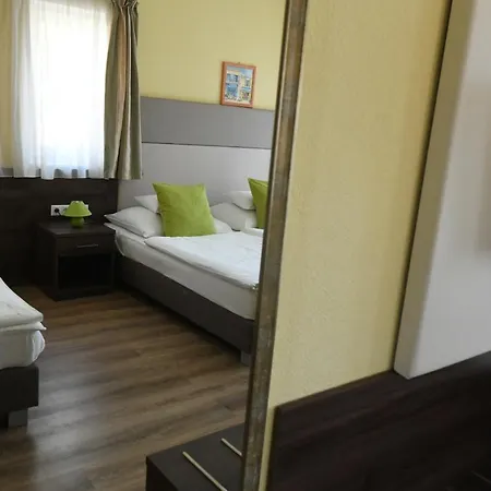 Szálloda Jade Hotel-ezüsthíd 4*