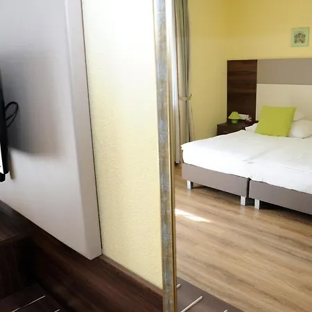Jade Hotel-ezüsthíd Szálloda Veszprém