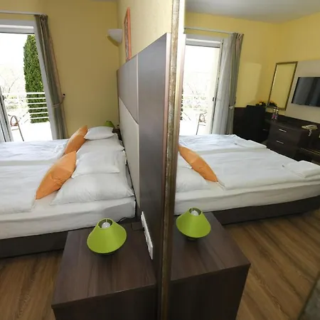 Szálloda Jade Hotel-ezüsthíd 4*