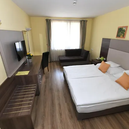 Jade Hotel-ezüsthíd 4*