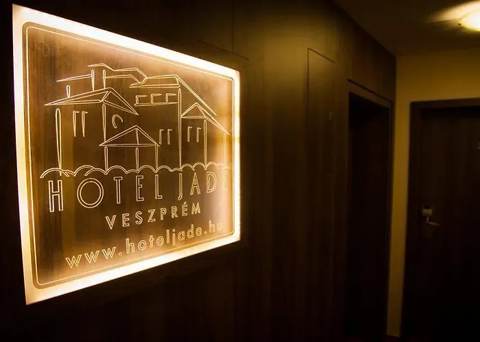 Jade Hotel-ezuesthid 호텔