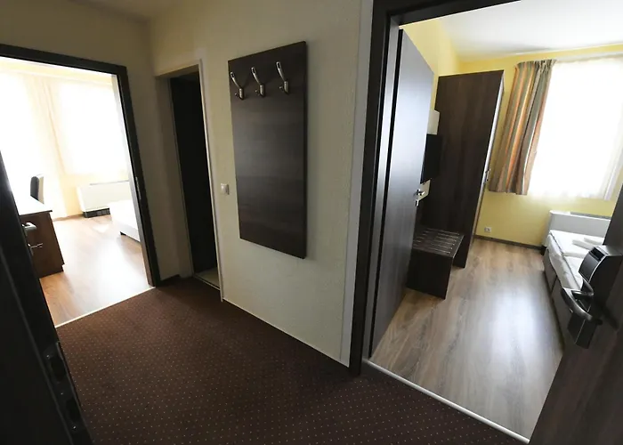 Jade Hotel-ezuesthid