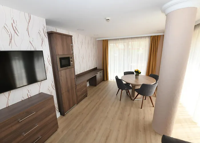 Hotel Jade Hotel-ezuesthid