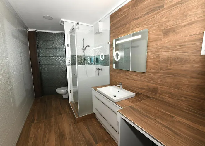 Jade Hotel-ezuesthid Hotel