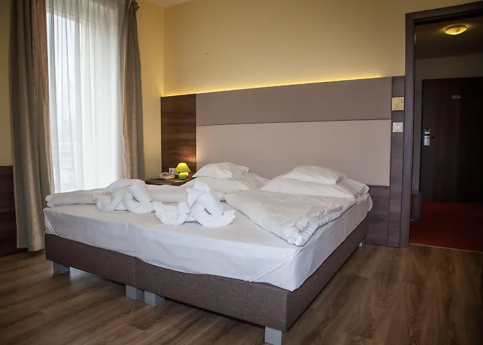 Hotel Jade Hotel-ezuesthid Veszprém