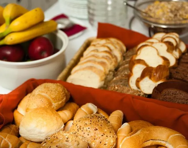 Jade Hotel-ezuesthid Hotel 4*